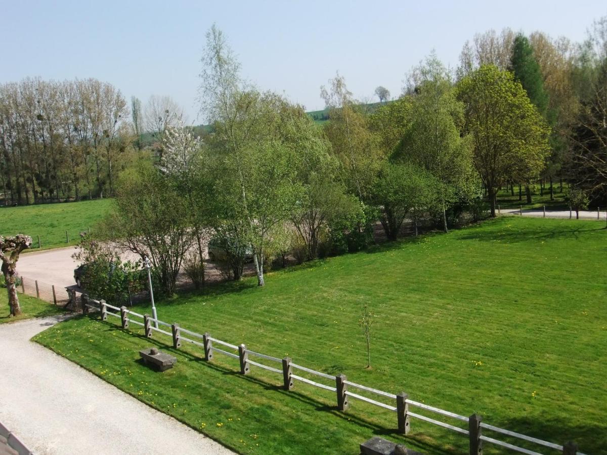 Gites De L'Aumondiere Conde-sur-Noireau Exterior photo